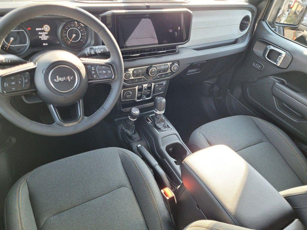 new 2026 Jeep Wrangler car, priced at $44,270