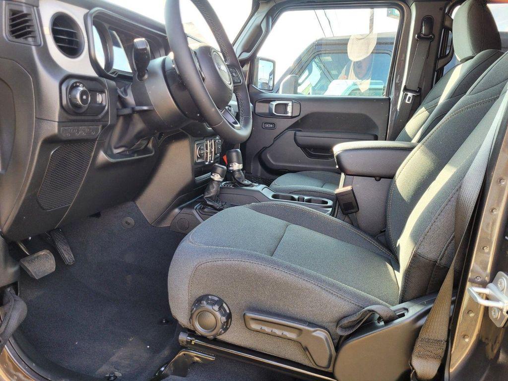 new 2026 Jeep Wrangler car, priced at $44,270