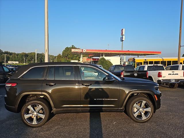 new 2024 Jeep Grand Cherokee car, priced at $46,383