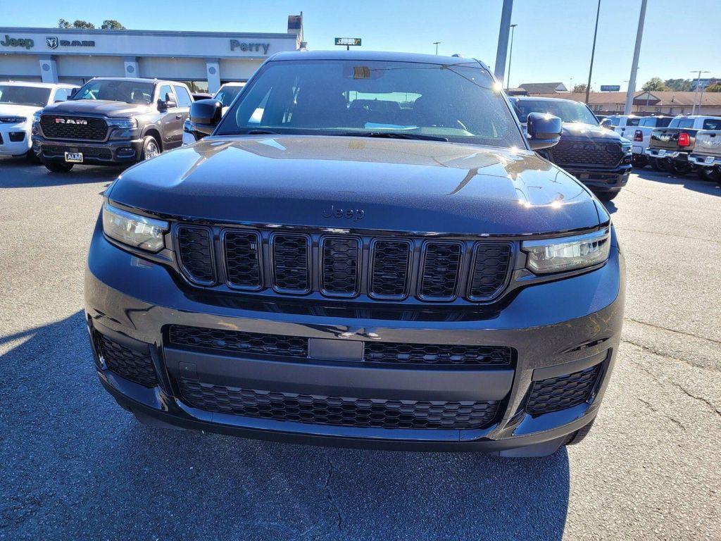 new 2025 Jeep Grand Cherokee L car, priced at $38,370