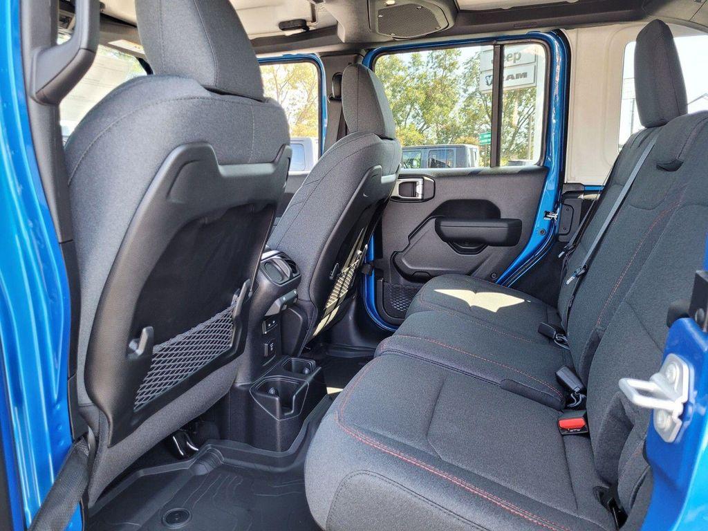 new 2025 Jeep Wrangler car, priced at $57,040