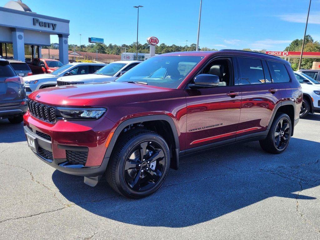 new 2025 Jeep Grand Cherokee L car, priced at $41,800