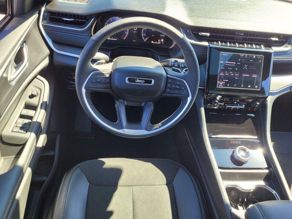 new 2025 Jeep Grand Cherokee L car, priced at $41,800