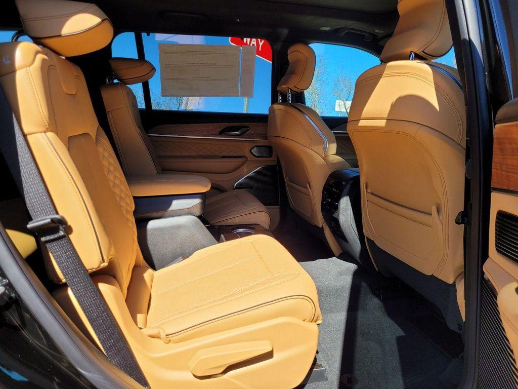 new 2025 Jeep Grand Cherokee L car, priced at $63,920