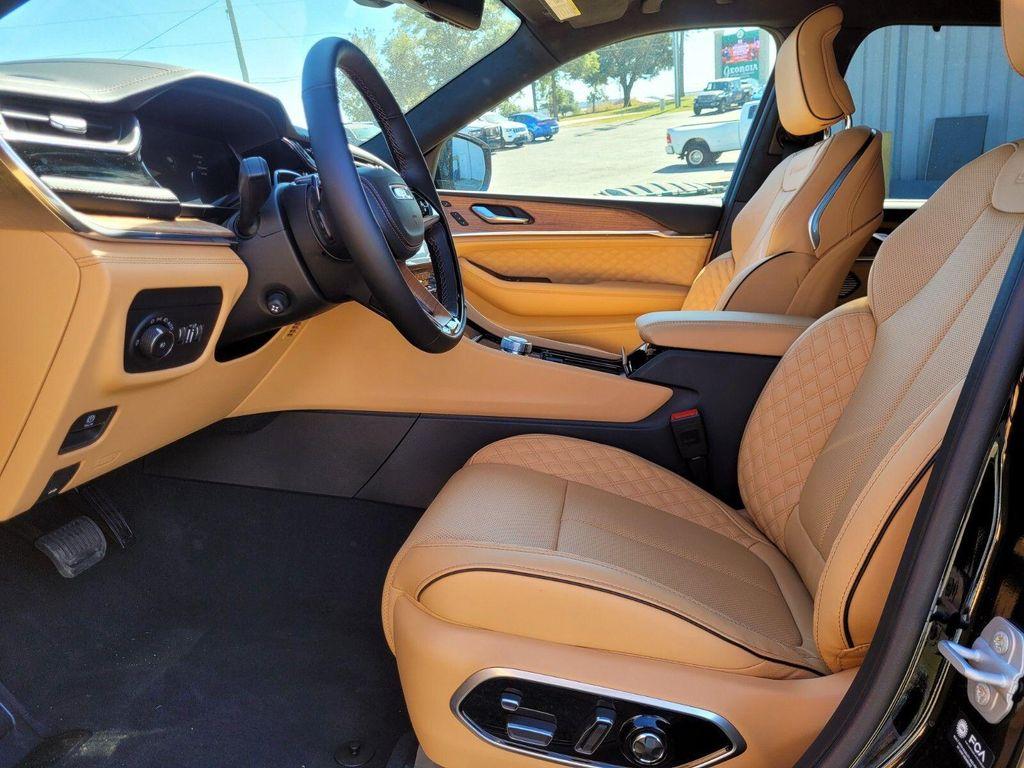 new 2025 Jeep Grand Cherokee L car, priced at $63,920