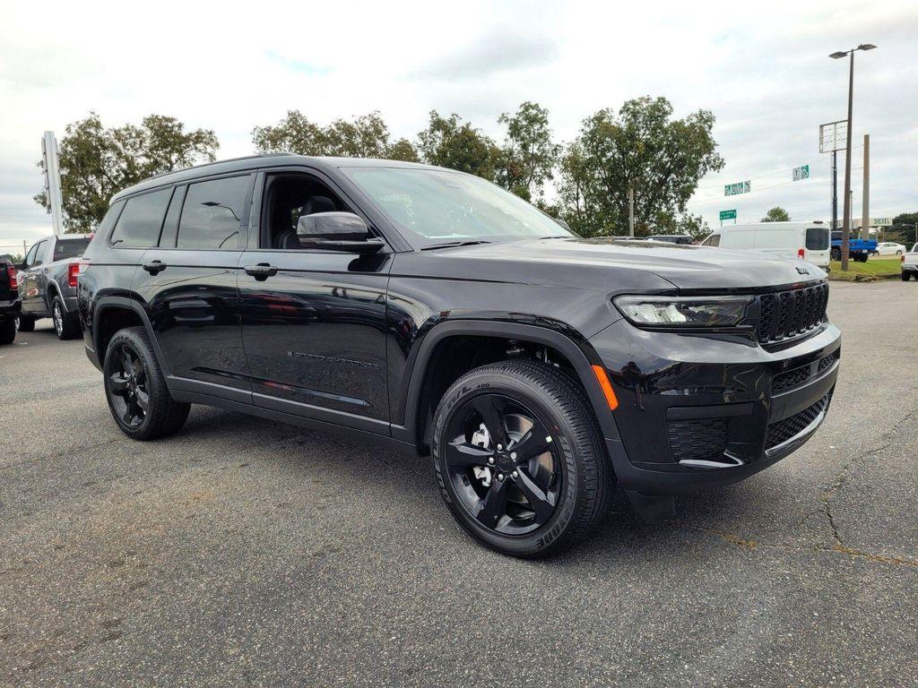 new 2025 Jeep Grand Cherokee L car, priced at $41,375