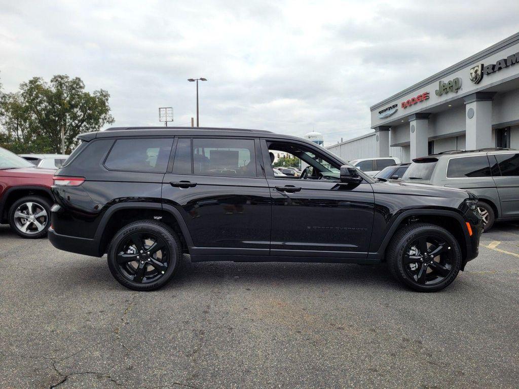 new 2025 Jeep Grand Cherokee L car, priced at $41,375