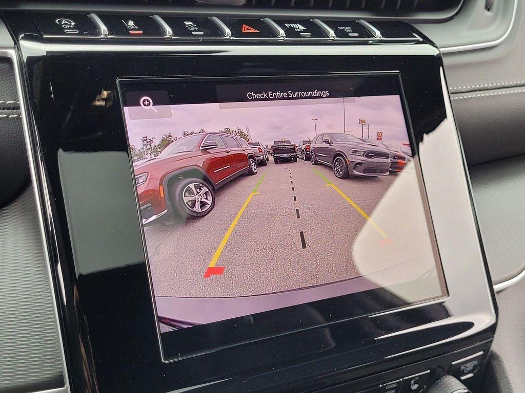 new 2025 Jeep Grand Cherokee L car, priced at $41,375