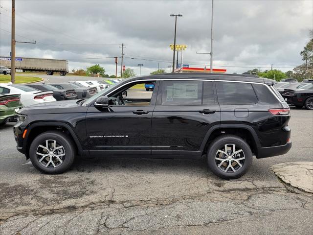 new 2024 Jeep Grand Cherokee L car, priced at $46,670