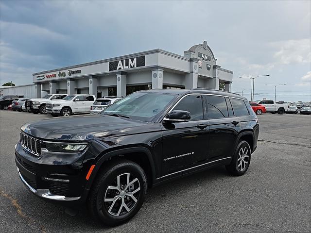 new 2024 Jeep Grand Cherokee L car, priced at $46,670