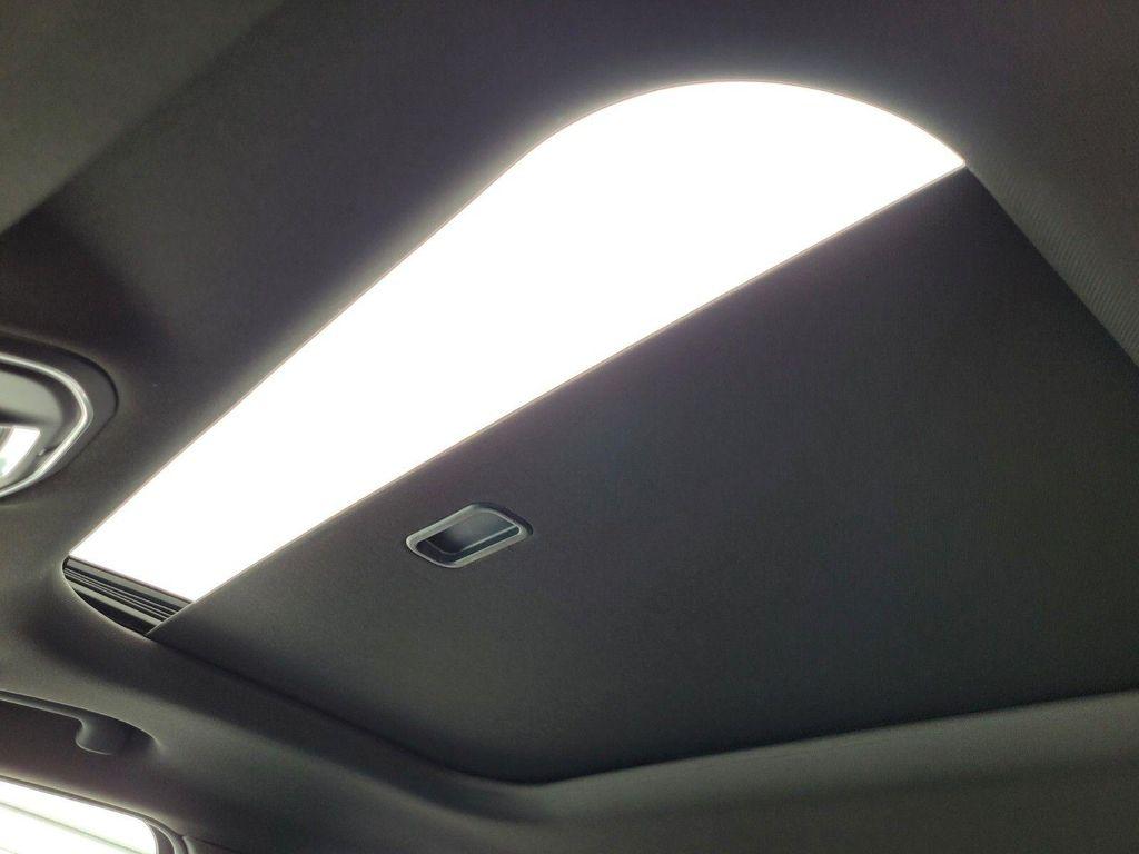 new 2025 Jeep Grand Cherokee car, priced at $37,525