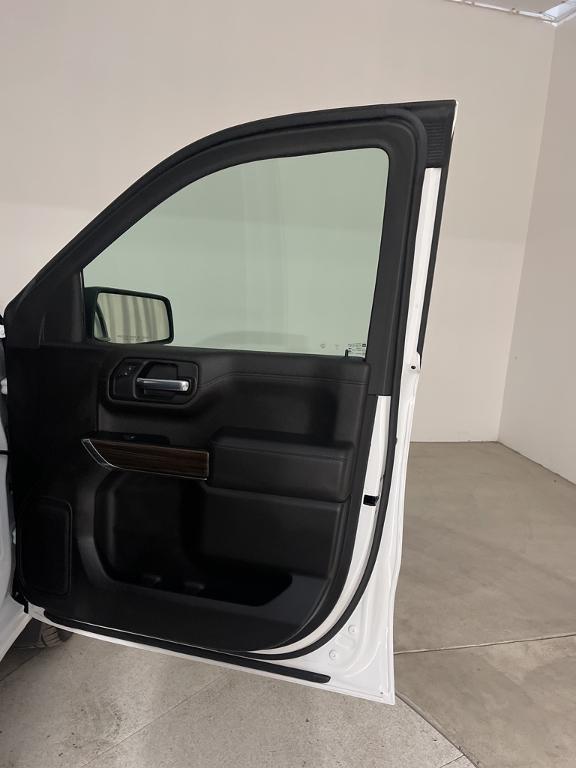 used 2022 Chevrolet Silverado 1500 Limited car, priced at $38,991