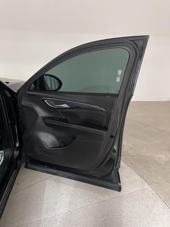 used 2022 Buick Envision car, priced at $19,791