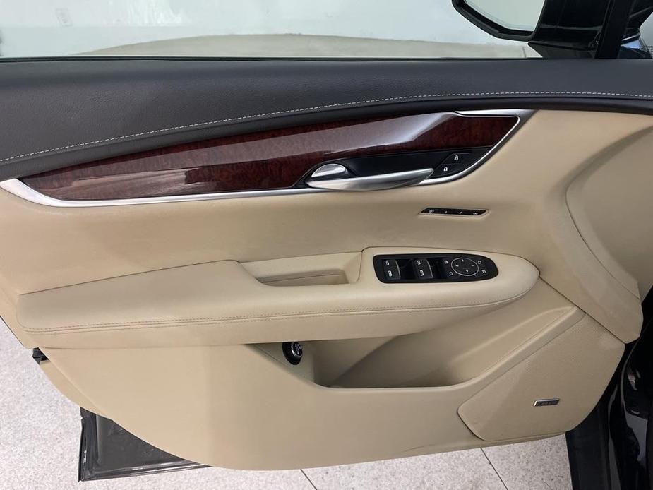 used 2018 Cadillac XT5 car, priced at $21,291