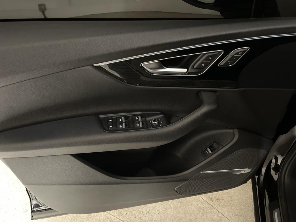 used 2018 Audi Q7 car, priced at $19,341