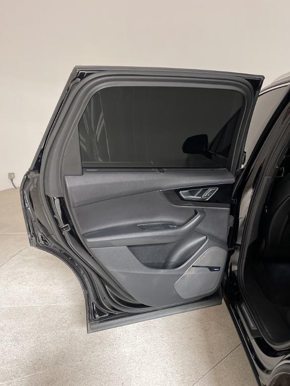 used 2018 Audi Q7 car, priced at $19,341