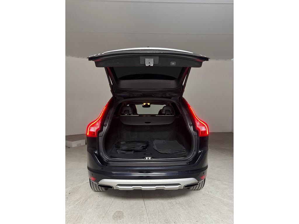 used 2017 Volvo XC60 car, priced at $12,091