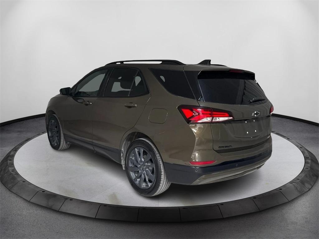used 2024 Chevrolet Equinox car, priced at $22,891
