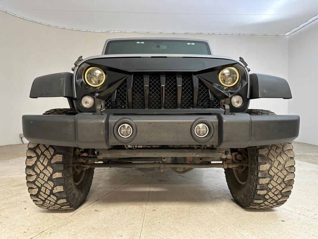 used 2015 Jeep Wrangler Unlimited car, priced at $20,641