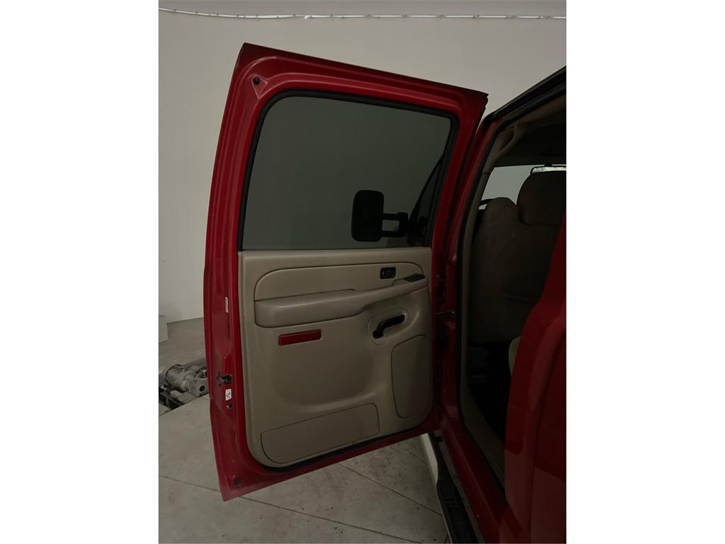 used 2006 Chevrolet Silverado 2500 car, priced at $16,391