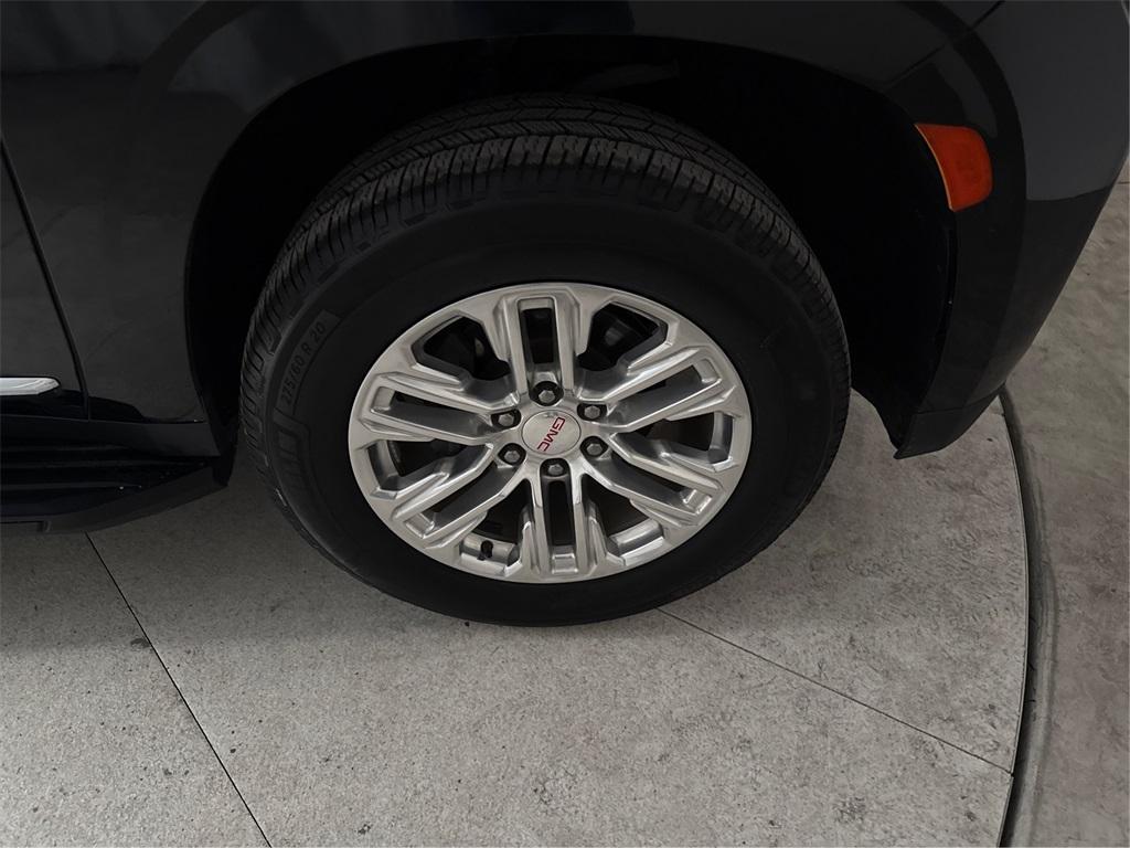 used 2021 GMC Yukon car, priced at $34,991