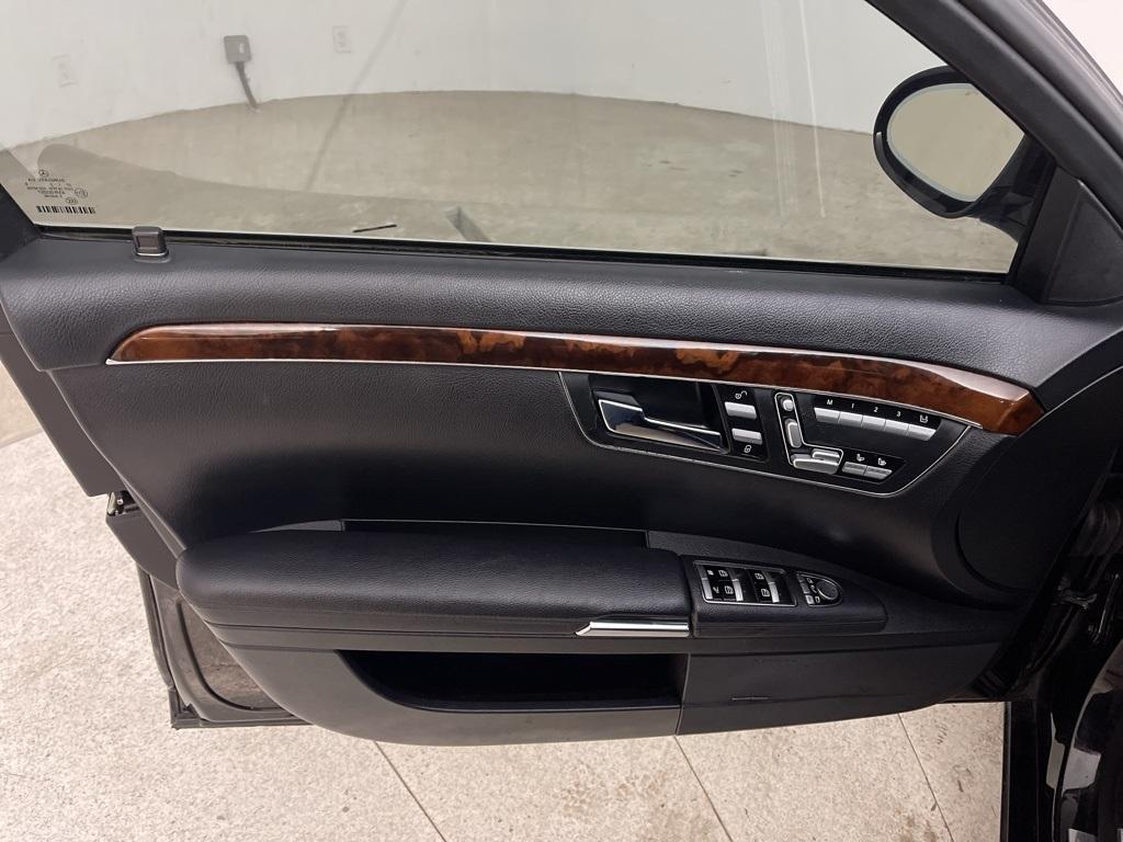 used 2009 Mercedes-Benz S-Class car, priced at $9,491