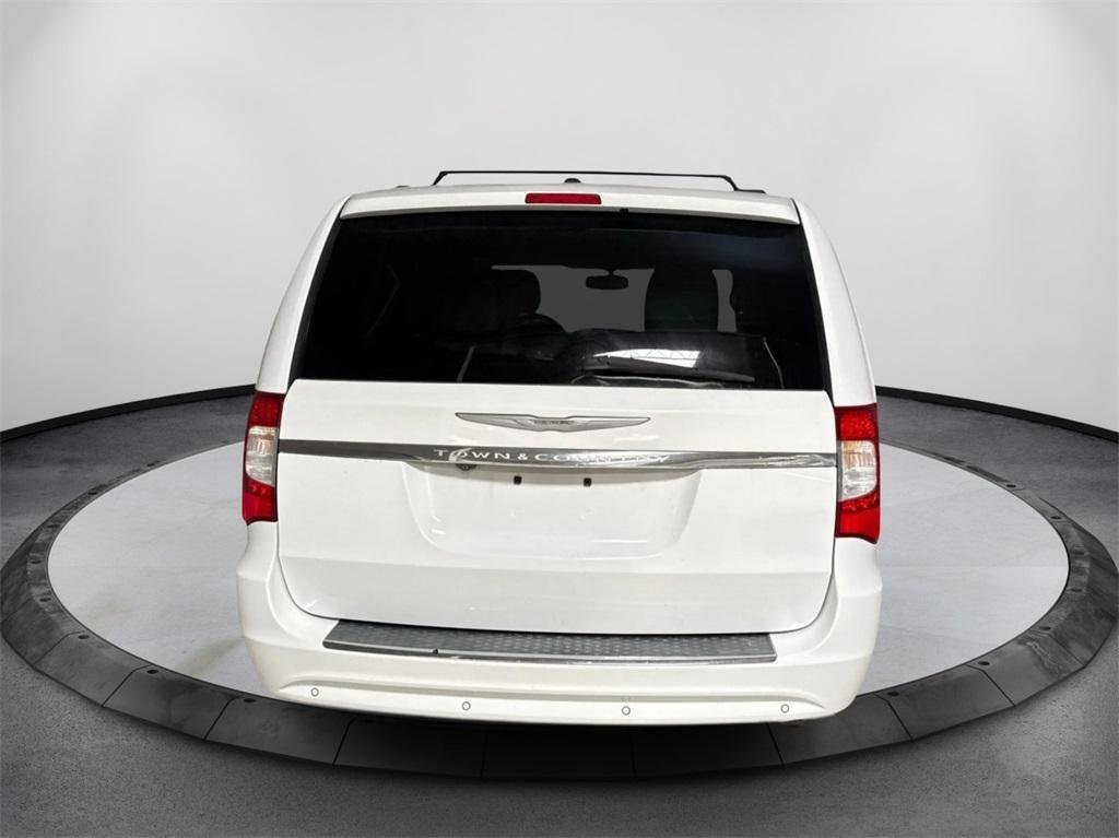 used 2015 Chrysler Town & Country car, priced at $9,891