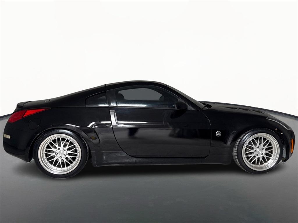 used 2005 Nissan 350Z car, priced at $10,991