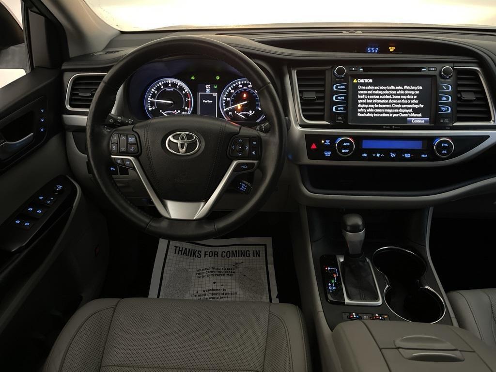 used 2015 Toyota Highlander car, priced at $17,291