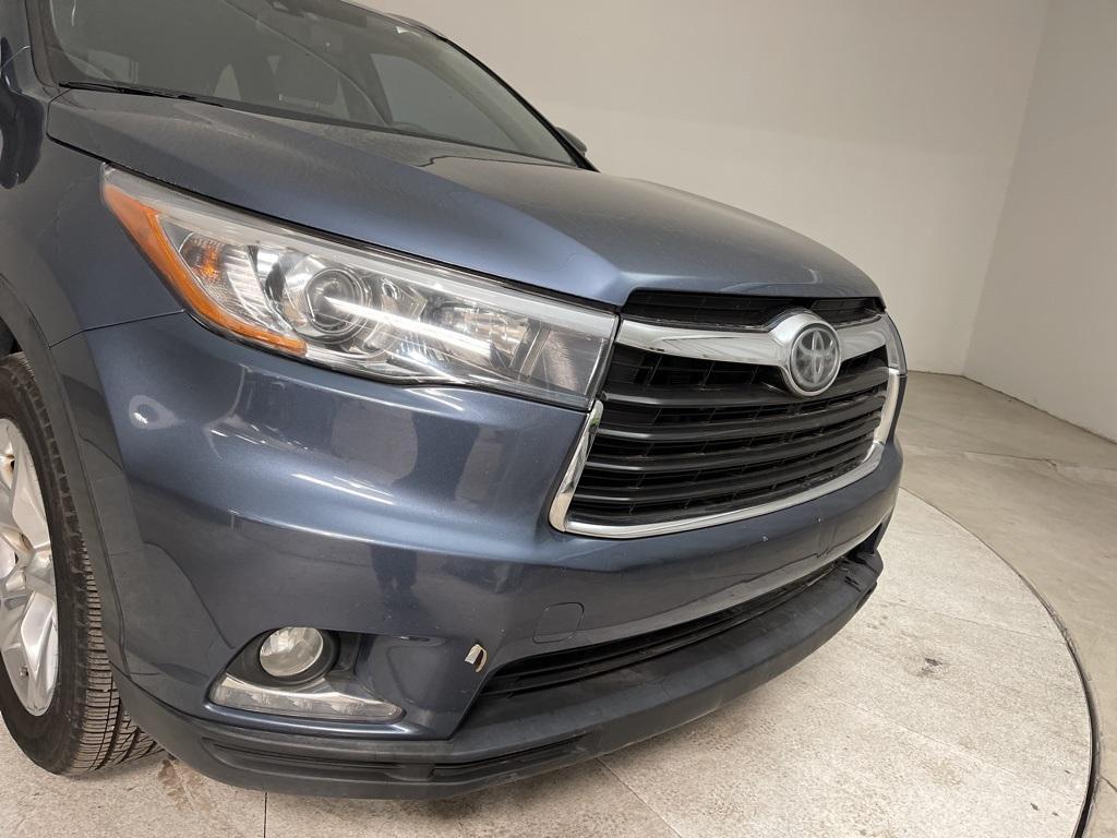 used 2015 Toyota Highlander car, priced at $17,291