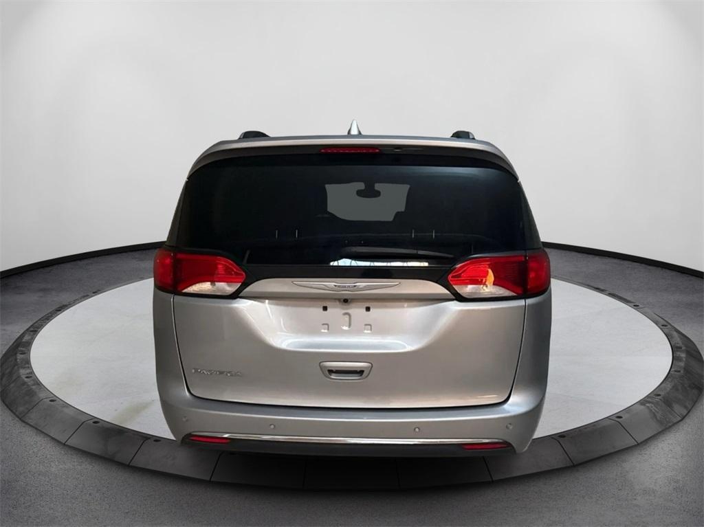 used 2018 Chrysler Pacifica car, priced at $11,141