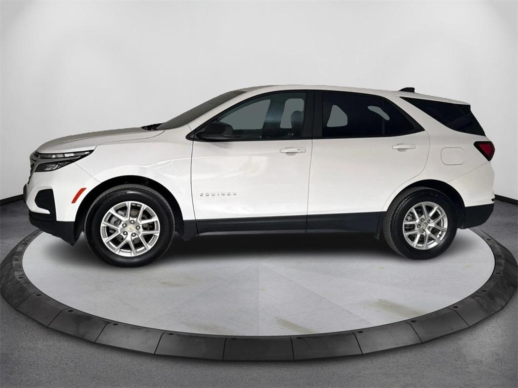 used 2024 Chevrolet Equinox car, priced at $19,641