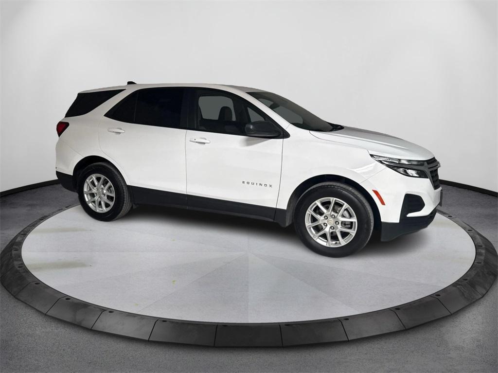 used 2024 Chevrolet Equinox car, priced at $19,641