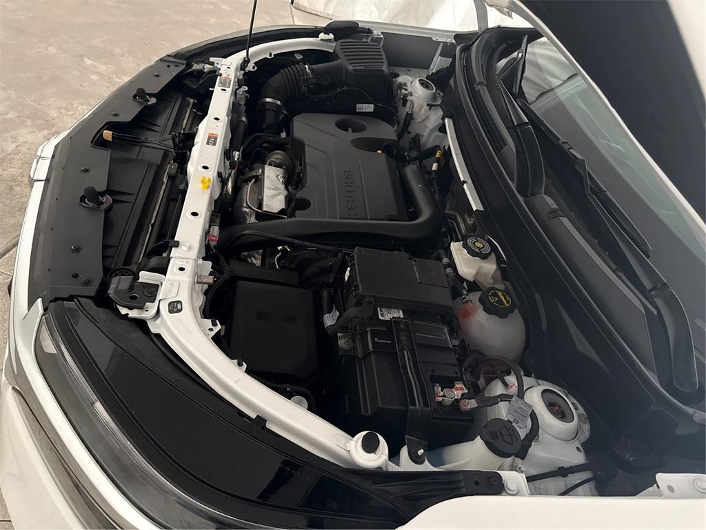 used 2024 Chevrolet Equinox car, priced at $19,641