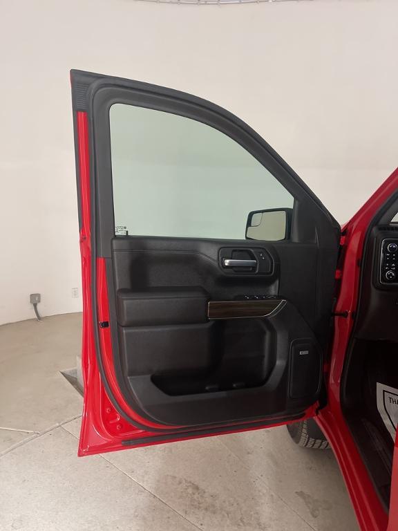 used 2021 Chevrolet Silverado 1500 car, priced at $34,991