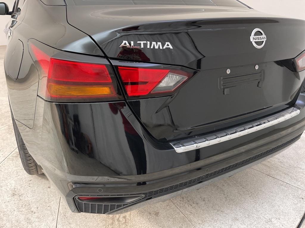 used 2022 Nissan Altima car