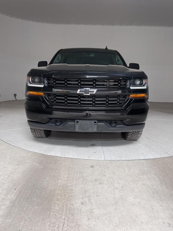 used 2018 Chevrolet Silverado 1500 car, priced at $21,991