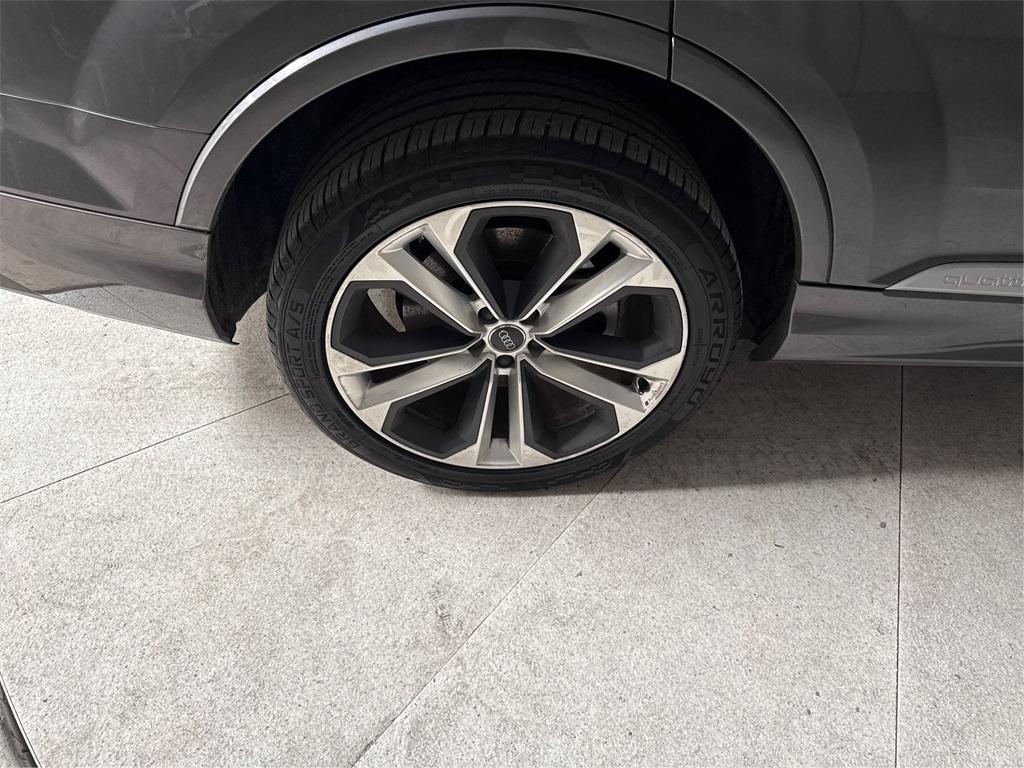 used 2020 Audi Q7 car, priced at $20,741
