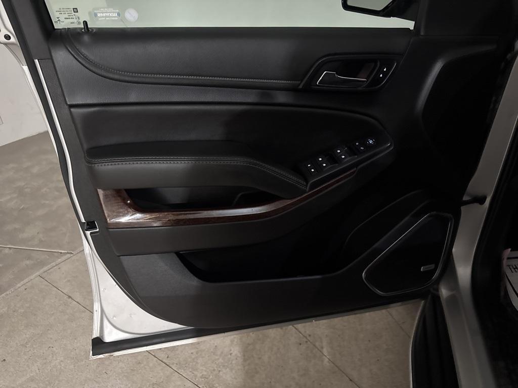 used 2017 GMC Yukon car, priced at $17,191