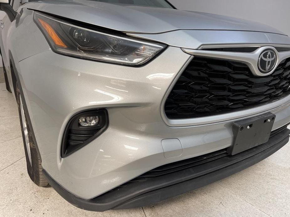 used 2021 Toyota Highlander car, priced at $25,791