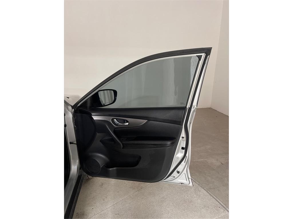 used 2016 Nissan Rogue car, priced at $9,491