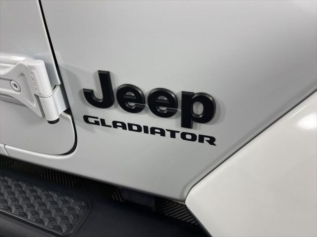 used 2022 Jeep Gladiator car, priced at $31,500