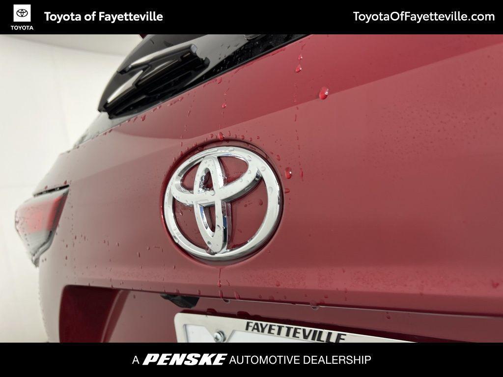 used 2025 Toyota Highlander Hybrid car, priced at $47,875