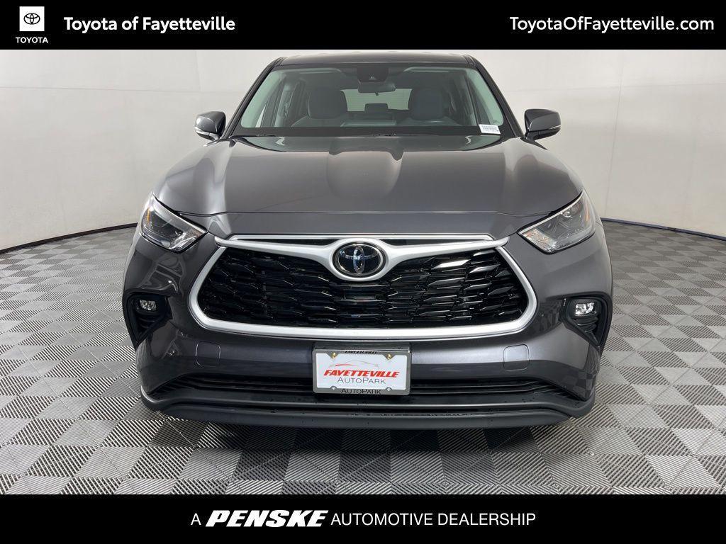 used 2024 Toyota Highlander car, priced at $35,203