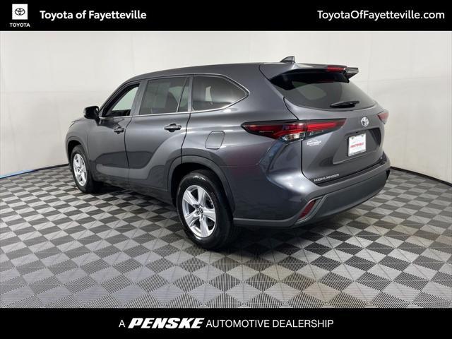 used 2024 Toyota Highlander car, priced at $40,999