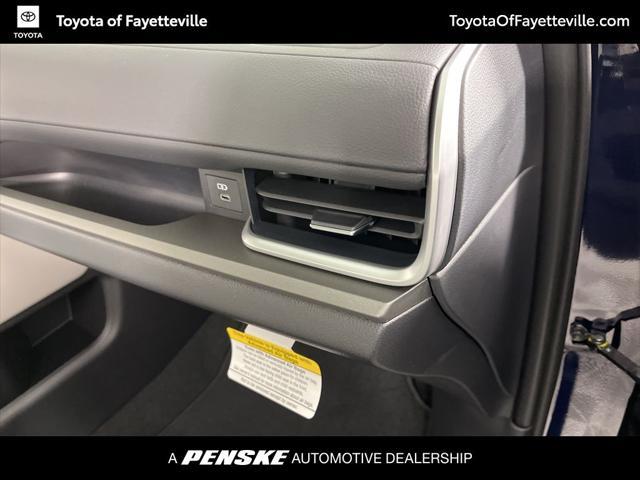 new 2025 Toyota Grand Highlander Hybrid car, priced at $53,483