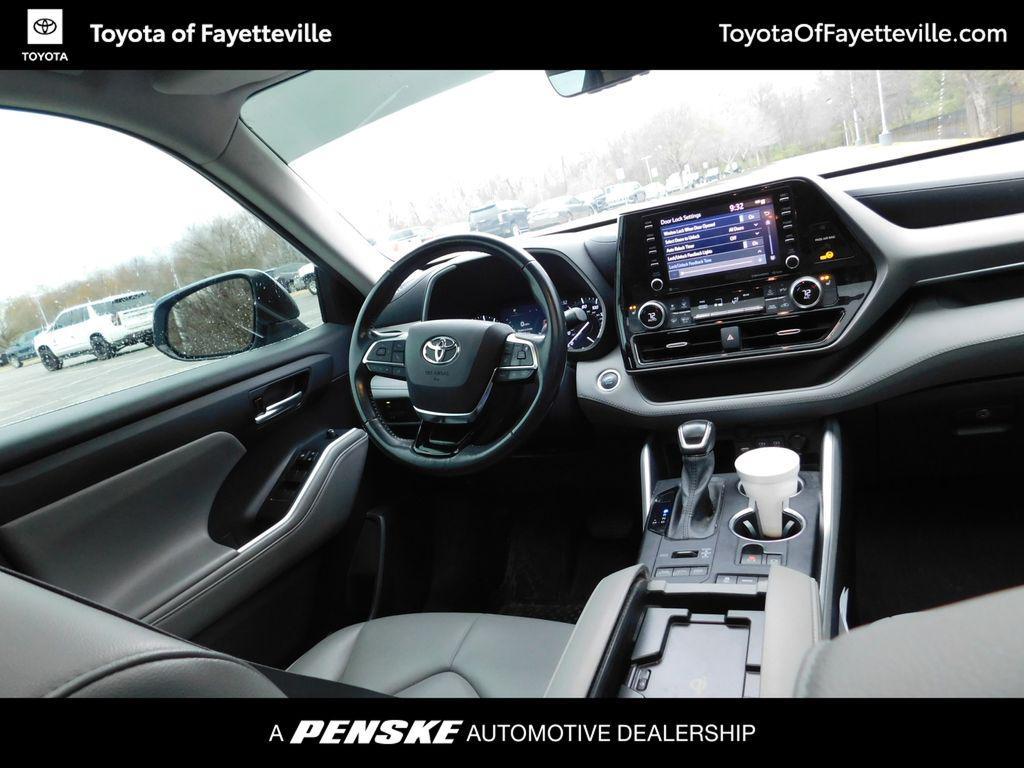 used 2021 Toyota Highlander car, priced at $29,974