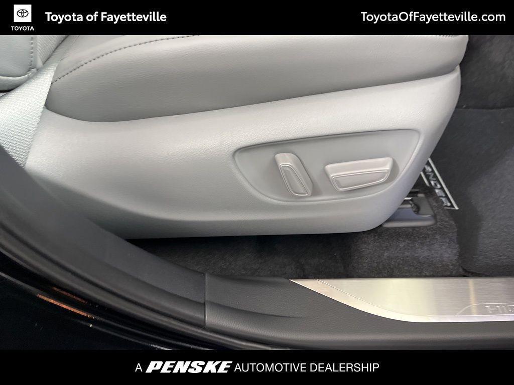 new 2026 Toyota Highlander car, priced at $51,968