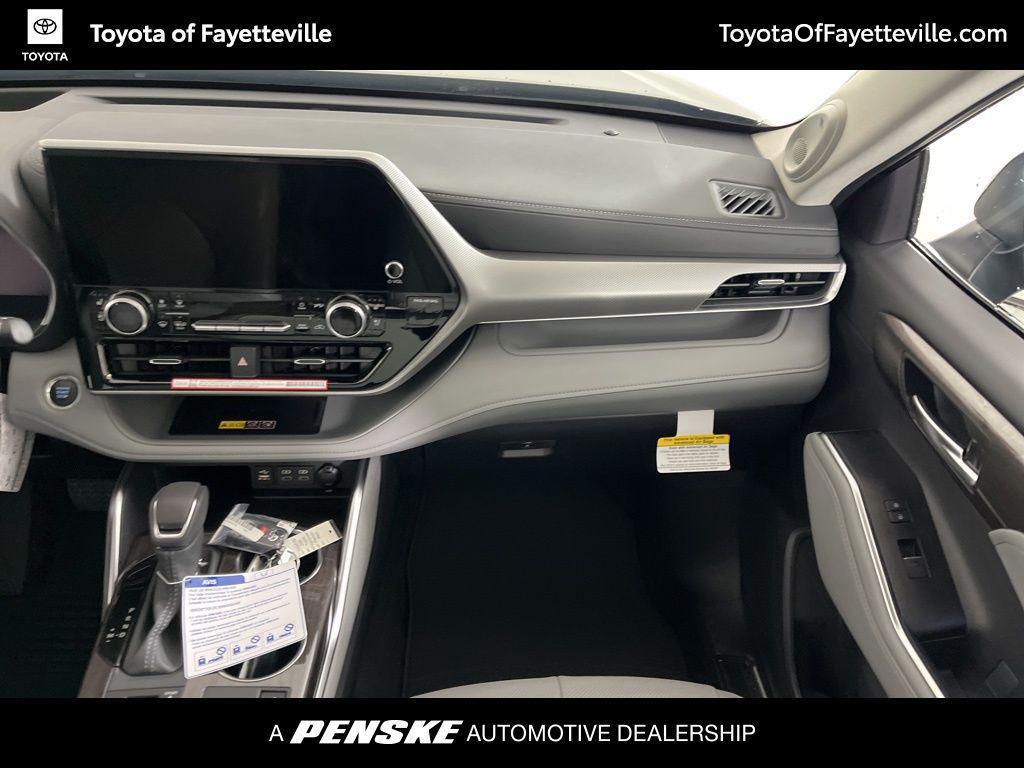 new 2026 Toyota Highlander car, priced at $51,968