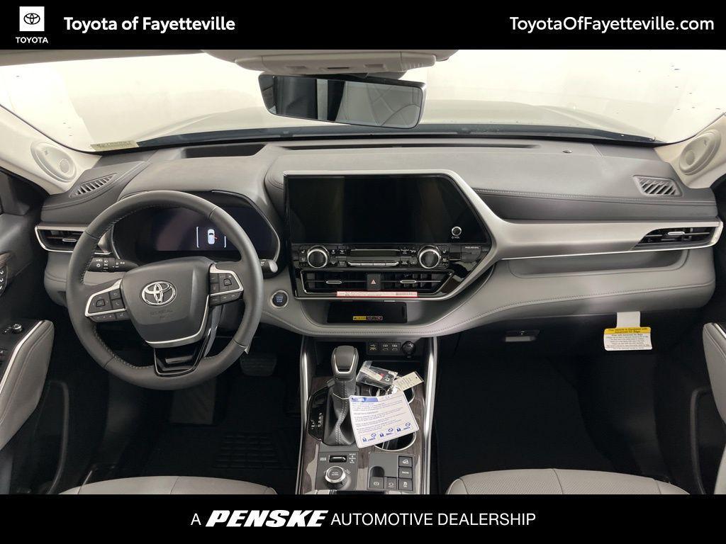 new 2026 Toyota Highlander car, priced at $51,968